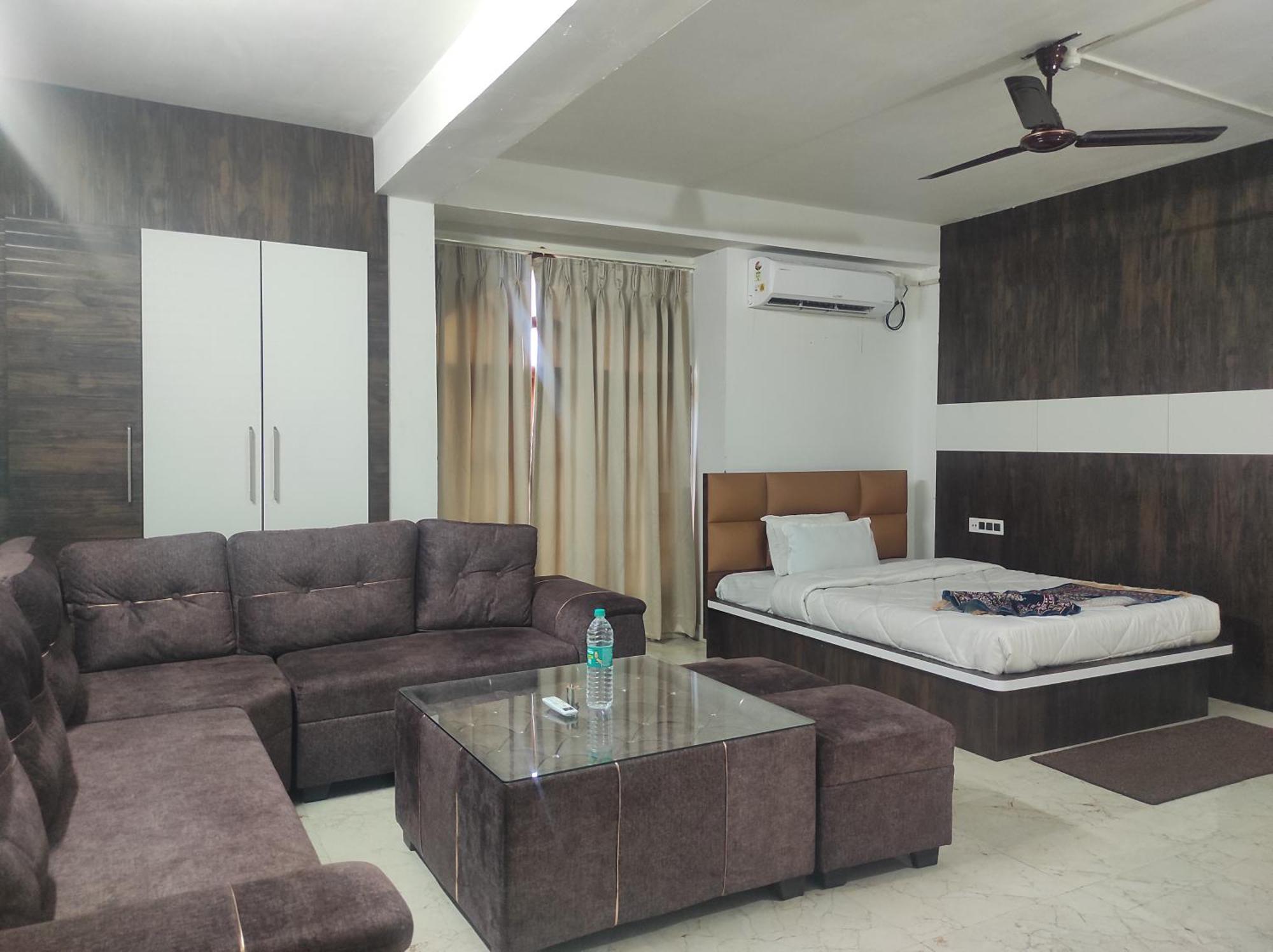 Hotel Sg Hub Tower Margherita Extérieur photo